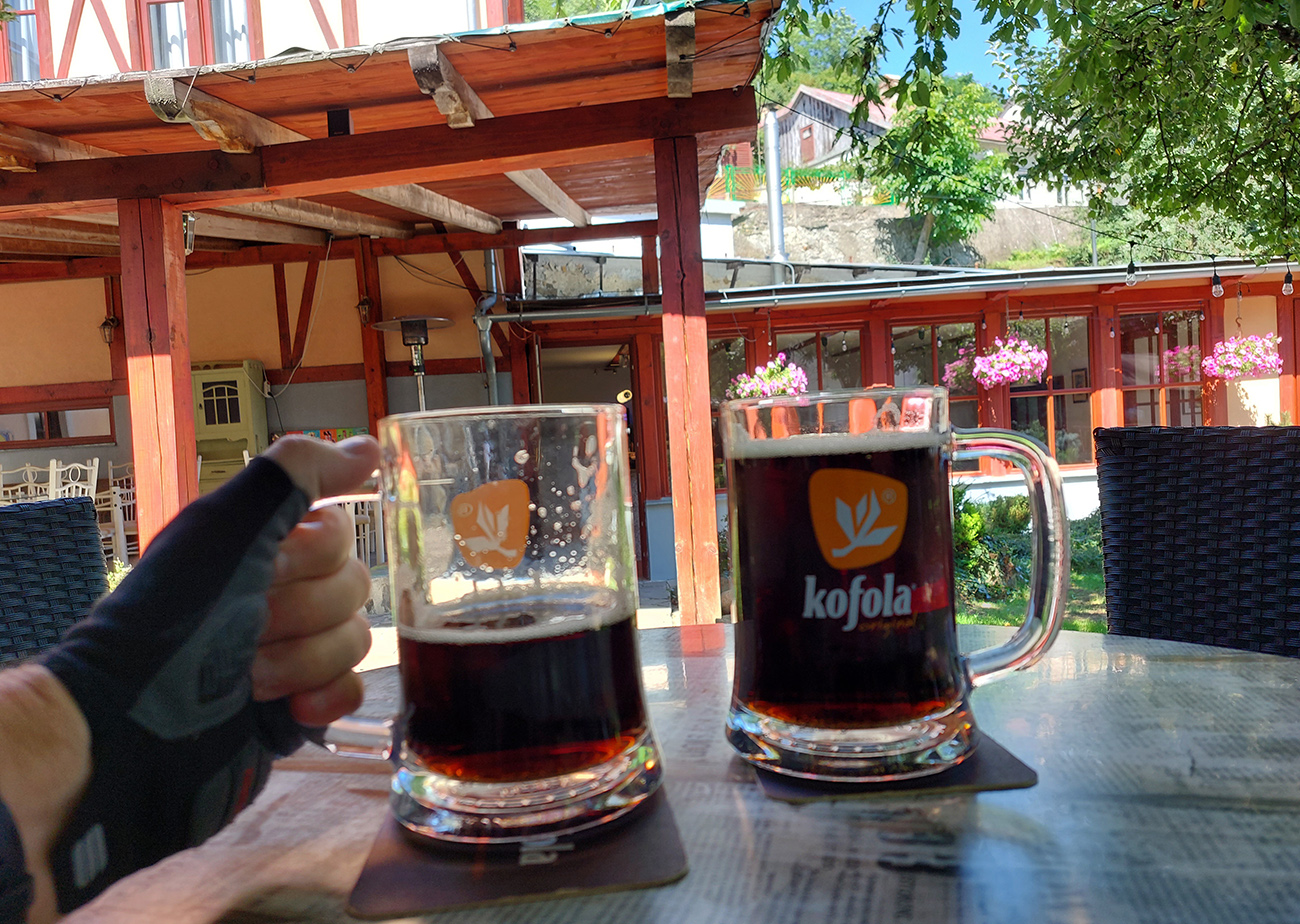 ...ale v Botanickom dvore dole v meste chutila lepšie vo dvojici. ...ale_v_Botanickom_dvore_dole_v_meste_chutila_lepšie_vo_dvojici.